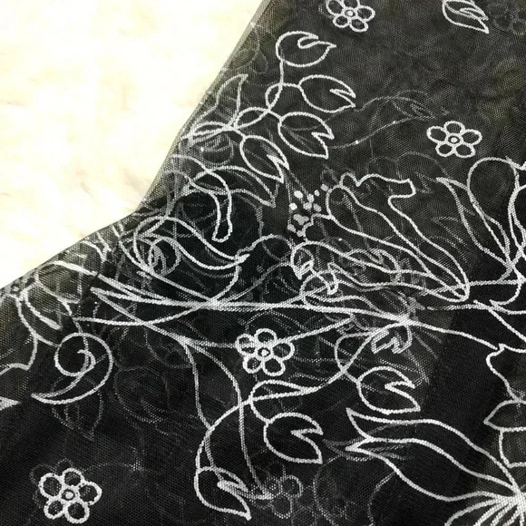 Wrap Scarf Sheer Floral Black & Silver - Picture 3 of 15